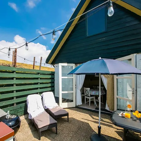 In Surroundings Nearby The Coast, Cleaning Included *