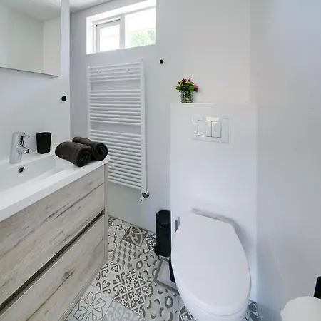 In Surroundings Nearby The Coast, Cleaning Included *